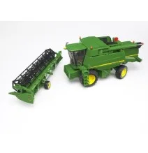 U02132 Kombajn John Deere T670i